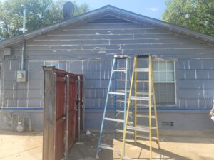 Ft Worth Home Exterior Preparation, Caulking During the Painting Application Process